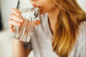 drink more water to lose weight like a model