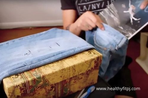 Preparing the Jeans for distressing 